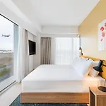 Hotel Hampton By Hilton Bordeaux Airport 4*