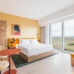 Hotel Hampton By Hilton Bordeaux Airport 4*