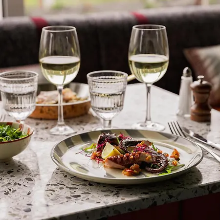 Hotel Hampton By Hilton Bordeaux Airport